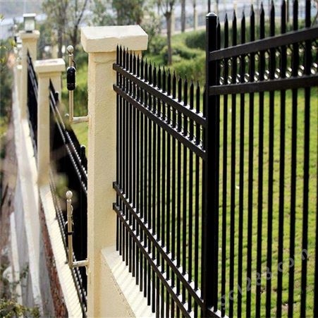 源谦铸铁栏杆 庭院围墙焊接围栏 锌钢护栏 方管穿插组装围栏