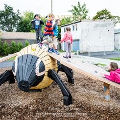 幼儿园木质益智攀爬动物模型玩具游乐园儿童户外大型木制游乐设施