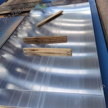 建筑行业用花纹铝板 防锈多用途拉伸性能好铝卷